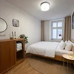 Cozy In Kreuzberg Apartment