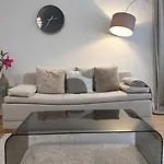 Cozy In Kreuzberg Apartment