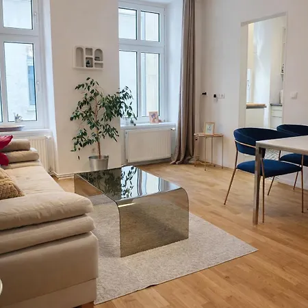 Kreuzberger Kiez Apartment 2 Zimmer Niederdorla